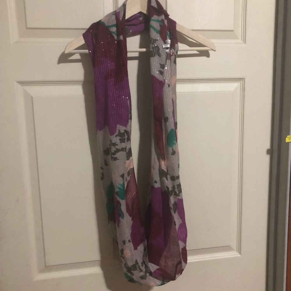 🔥5/$10 Sale or B3G2 🆓 Infinity Scarf